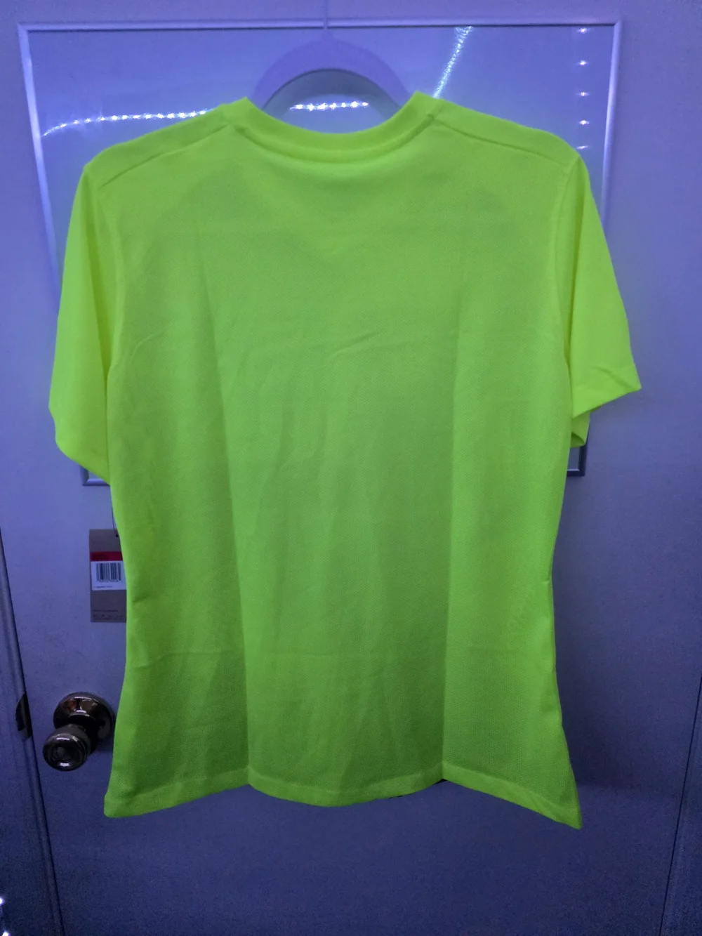 Nike Women’s Neon Yellow and Black Graphic Athletic Jersey